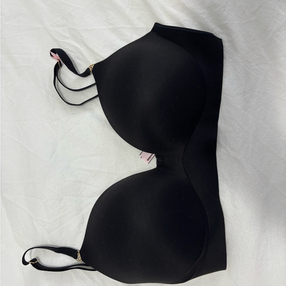 Victoria's Secret Black Seamless Bra with Adjustable Straps